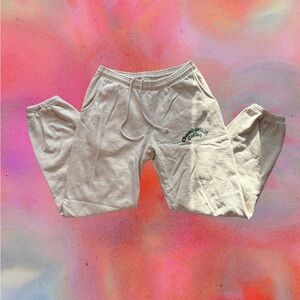 Emma Chamberlain Chamberlain Coffee sweats small